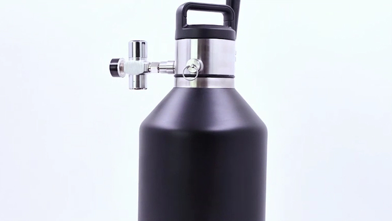3.8L二重壁真空断熱ビールディスペンサー